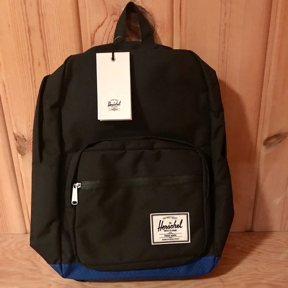 Herschel Supply Company Handbags - Herschel Pop quiz backpack